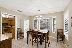 610 Basswood St, Victoria, TX 77904 - Photo 19