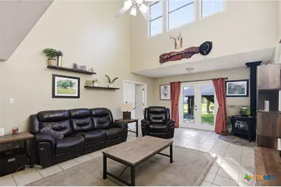 610 Basswood Street, Victoria, TX 77904 - Photo 5