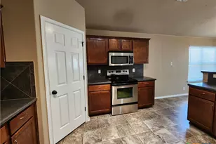 246 Crane Crest Dr, New Braunfels, TX 78130 - Photo 11
