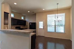 622 Creekside Cir, New Braunfels, TX 78130 - Photo 5