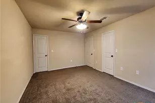 622 Creekside Cir, New Braunfels, TX 78130 - Photo 17