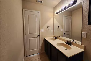 622 Creekside Cir, New Braunfels, TX 78130 - Photo 21