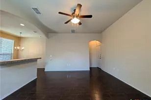 622 Creekside Cir, New Braunfels, TX 78130 - Photo 1