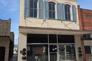 130 E Main St, Cuero, TX 77954 - Photo 1