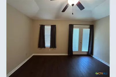 1642 W County Line Road, New Braunfels, TX 78130 - Photo 17
