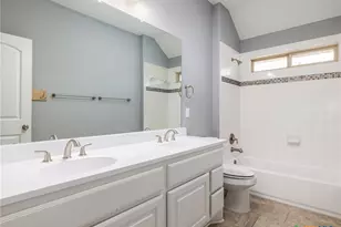 225 Kirkhill St, Hutto, TX 78634 - Photo 19