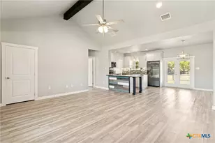 768 Burges St, Seguin, TX 78155 - Photo 9
