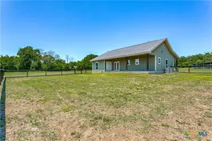 768 Burges St, Seguin, TX 78155 - Photo 31