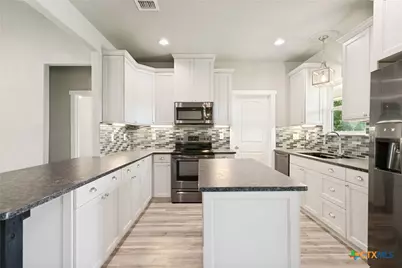 768 Burges Street, Seguin, TX 78155 - Photo 15