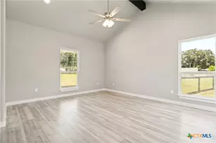 768 Burges St, Seguin, TX 78155 - Photo 19