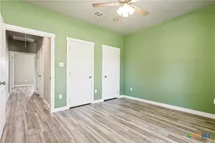 768 Burges St, Seguin, TX 78155 - Photo 25