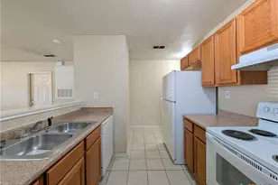 1146 Misty Acres Dr, New Braunfels, TX 78130 - Photo 9