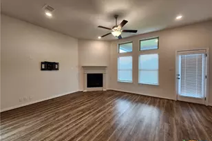 1647 Stone House, New Braunfels, TX 78132 - Photo 13