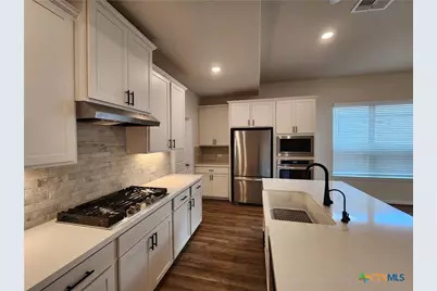 1647 Stone House, New Braunfels, TX 78132 - Photo 9