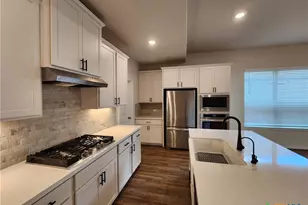 1647 Stone House, New Braunfels, TX 78132 - Photo 9