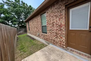298 Rosalie Dr, New Braunfels, TX 78130 - Photo 5