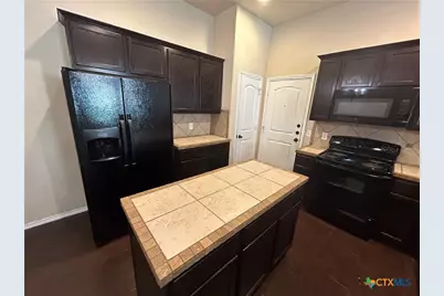 298 Rosalie Drive, New Braunfels, TX 78130 - Photo 5