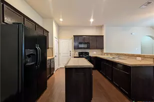 298 Rosalie Dr, New Braunfels, TX 78130 - Photo 7