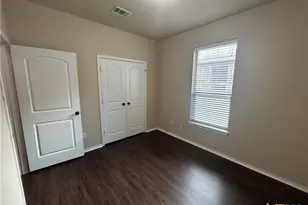 298 Rosalie Dr, New Braunfels, TX 78130 - Photo 17