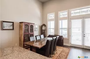 1121 N Academy Ave, New Braunfels, TX 78130 - Photo 5