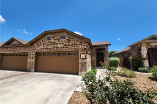 530 Creekside Frst, New Braunfels, TX 78130 - Photo 1