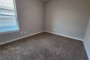 530 Creekside Frst, New Braunfels, TX 78130 - Photo 9