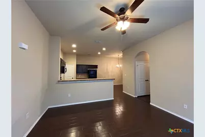 697 Creekside Circle, New Braunfels, TX 78130 - Photo 3