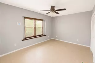 2204 Hemlock Dr, Killeen, TX 76549 - Photo 5