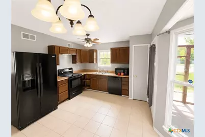 2204 Hemlock Drive, Killeen, TX 76549 - Photo 3