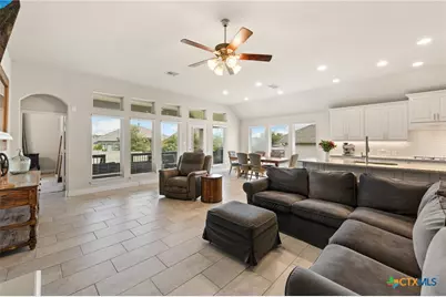1154 Thicket Lane, New Braunfels, TX 78132 - Photo 11