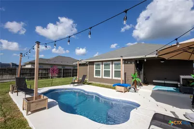 202 Quarry Lane, Cuero, TX 77954 - Photo 5