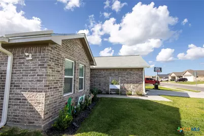 202 Quarry Lane, Cuero, TX 77954 - Photo 9