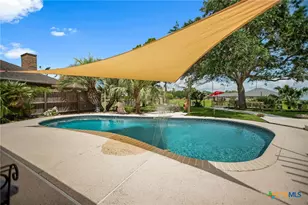 117 E Harbor Dr, Port Lavaca, TX 77979 - Photo 7