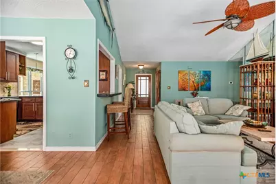 117 E Harbor Drive, Port Lavaca, TX 77979 - Photo 17