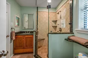 117 E Harbor Dr, Port Lavaca, TX 77979 - Photo 43