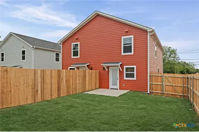 1112 S 12th Street #A&B, Temple, TX 76504 - Photo 5