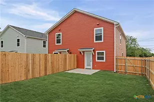 1112 S 12th St, Temple, TX 76504 - Photo 5