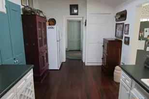 246 E Lincoln St, New Braunfels, TX 78130 - Photo 31