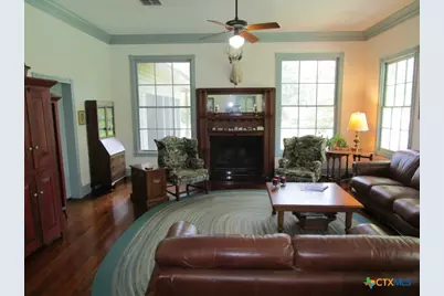 246 E Lincoln Street, New Braunfels, TX 78130 - Photo 33