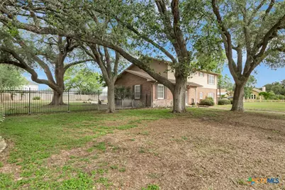 1014 N Hunt Street, Cuero, TX 77954 - Photo 3