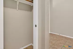 11631 Lemonmint Pkwy, San Antonio, TX 78245 - Photo 17
