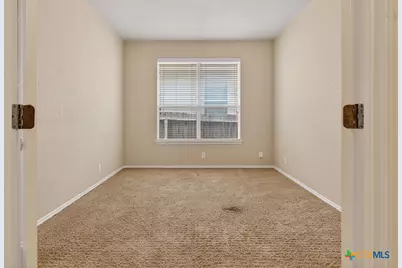 11631 Lemonmint Parkway, San Antonio, TX 78245 - Photo 9