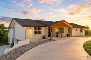 6715 Queens Crown East St, San Antonio, TX 78233 - Photo 1