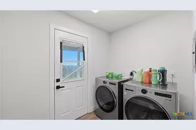 6715 Queens Crown East Street, San Antonio, TX 78233 - Photo 39