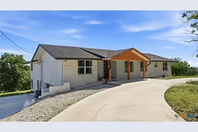 6715 E Queens Crown Street, San Antonio, TX 78233 - Photo 3