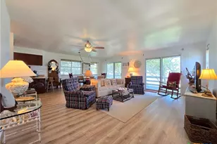 2182 W Bayshore Dr, Palacios, TX 77465 - Photo 11