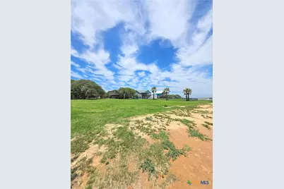 2182 W Bayshore Drive, Palacios, TX 77465 - Photo 43