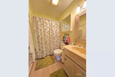 2182 W Bayshore Drive, Palacios, TX 77465 - Photo 29