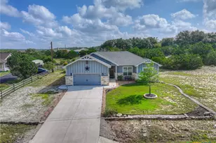 1720 Rocky Ridge Loop, Canyon Lake, TX 78133 - Photo 43