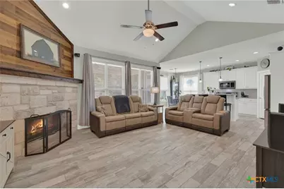 1720 Rocky Ridge Loop, Canyon Lake, TX 78133 - Photo 7